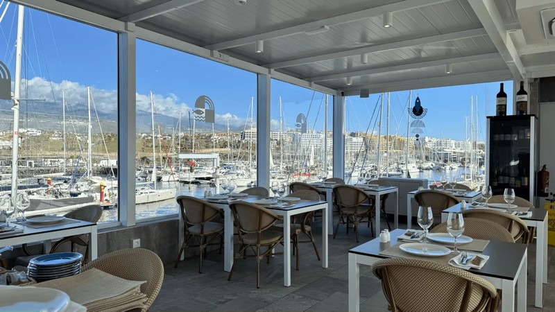 Restaurante El Mirador de la Marina, sin tratamiento acústico